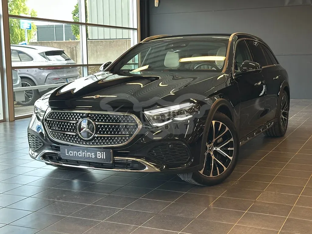 Mercedes-Benz E 2025